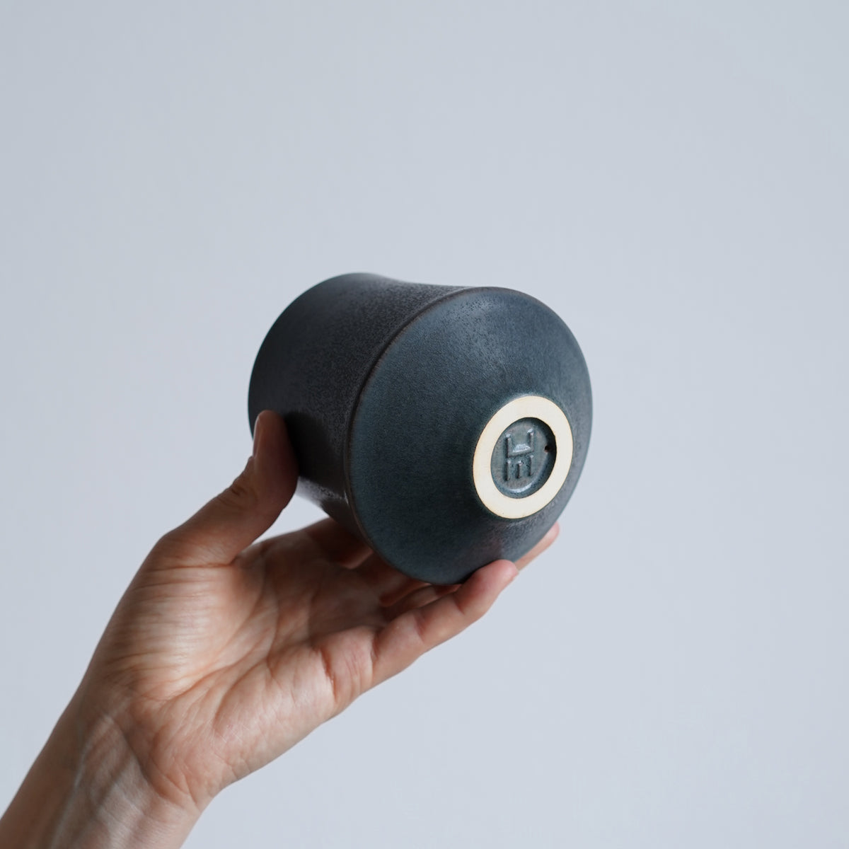 Cup 001 Charcoal