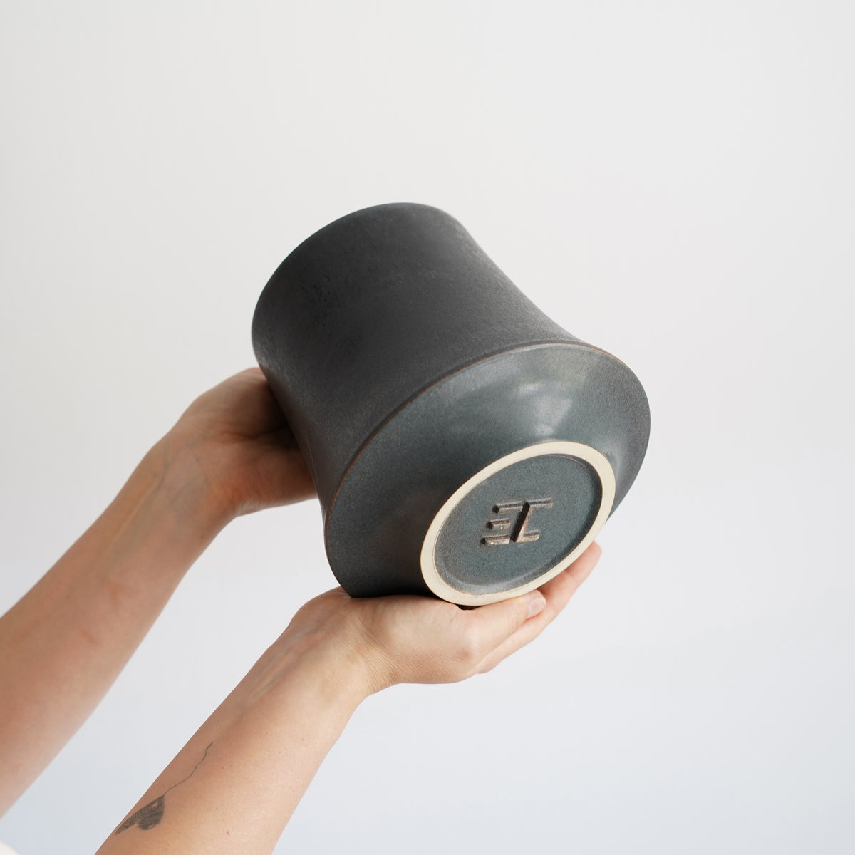 001 Vase — Charcoal