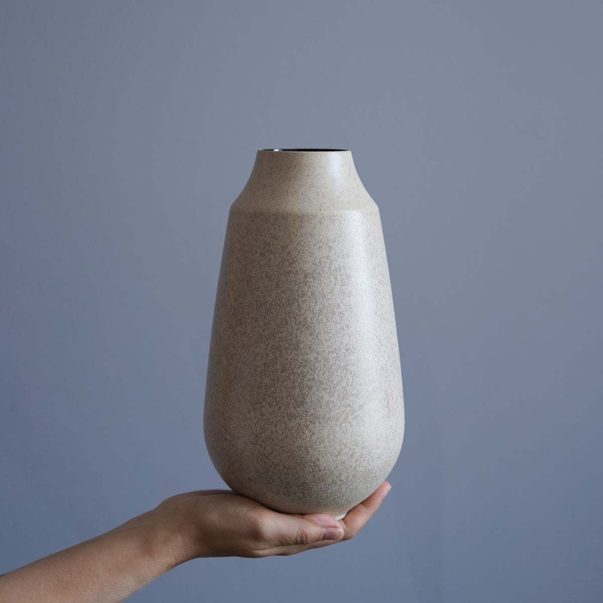 004 S Vase — Sand