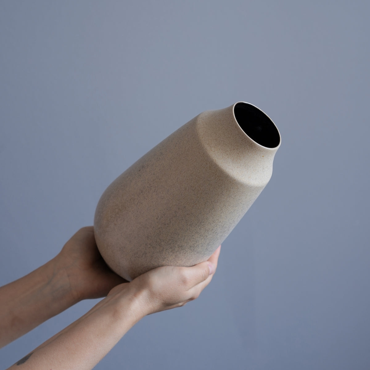 004 S Vase — Sand